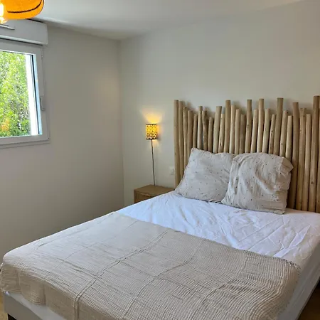Neuf Apartment