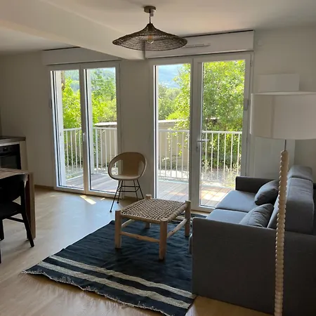 Apartment Neuf